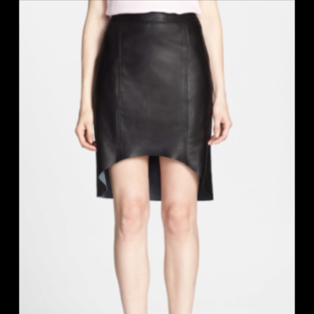 NWT $228 TROUVE NORDSTROM CURVED HEM BLACK LEATHER SKIRT 0
